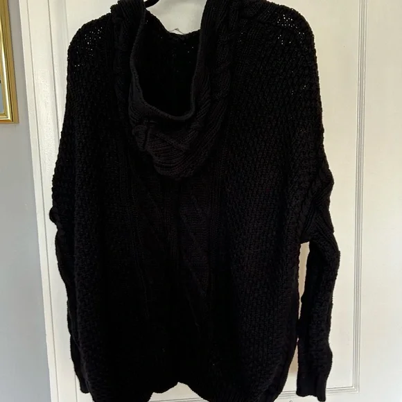 NO LONGER AVAILABLE- can’t delete listing - Picture 4 of 6